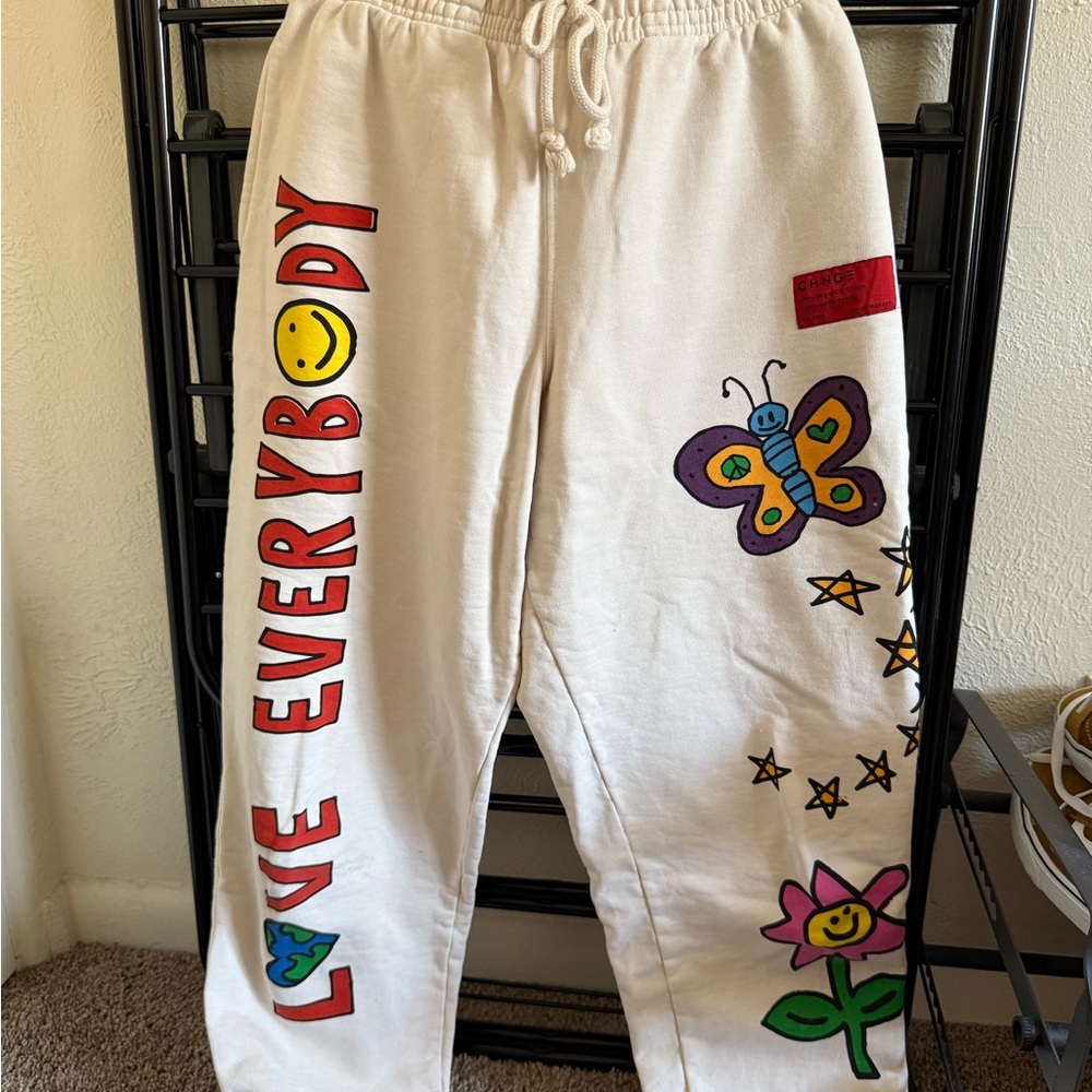 CHNGE Cream Sweatpants